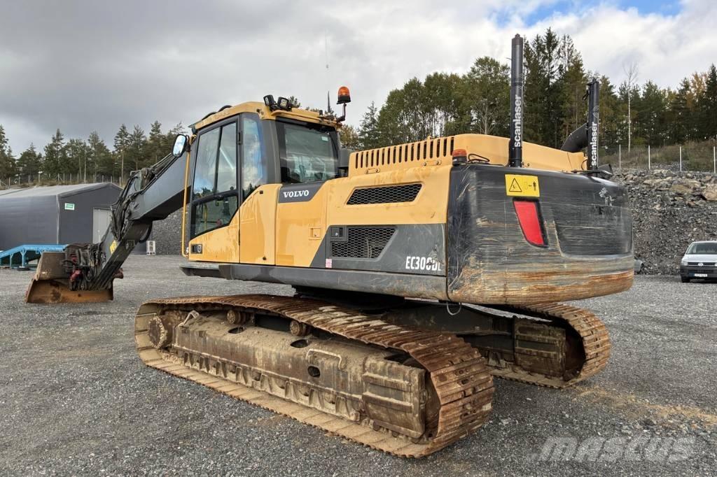 Volvo EC 300 D حفارات زحافة