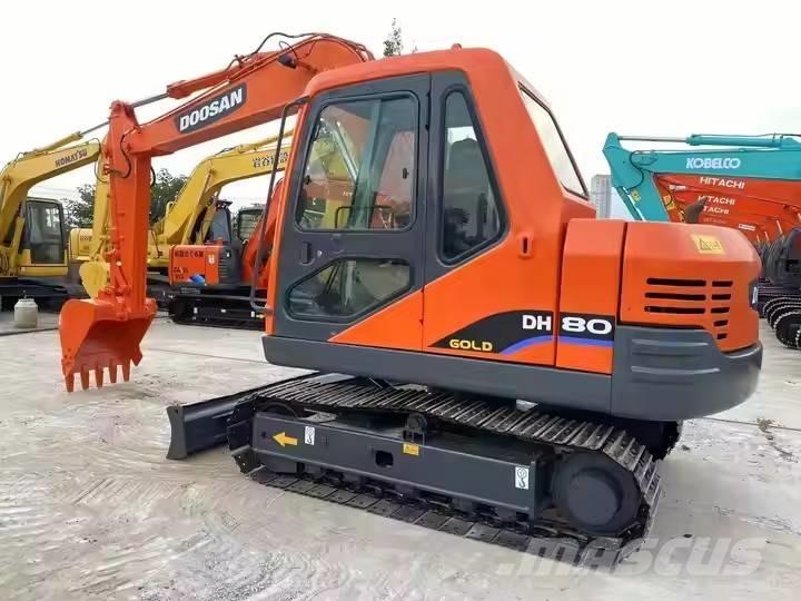Doosan DH 80 حفارات زحافة