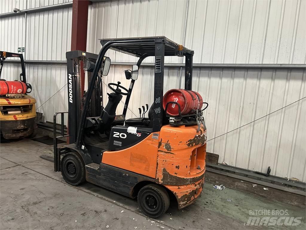 Doosan G20SC-5 شاحنات LPG