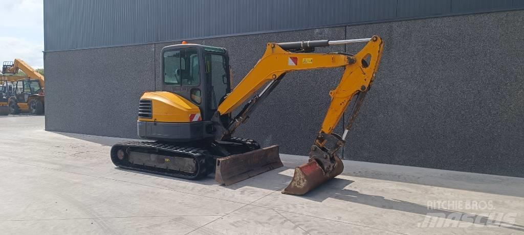 Bobcat E 50 EM حفارات صغيرة أقل من 7 طن (حفارات صغيرة)