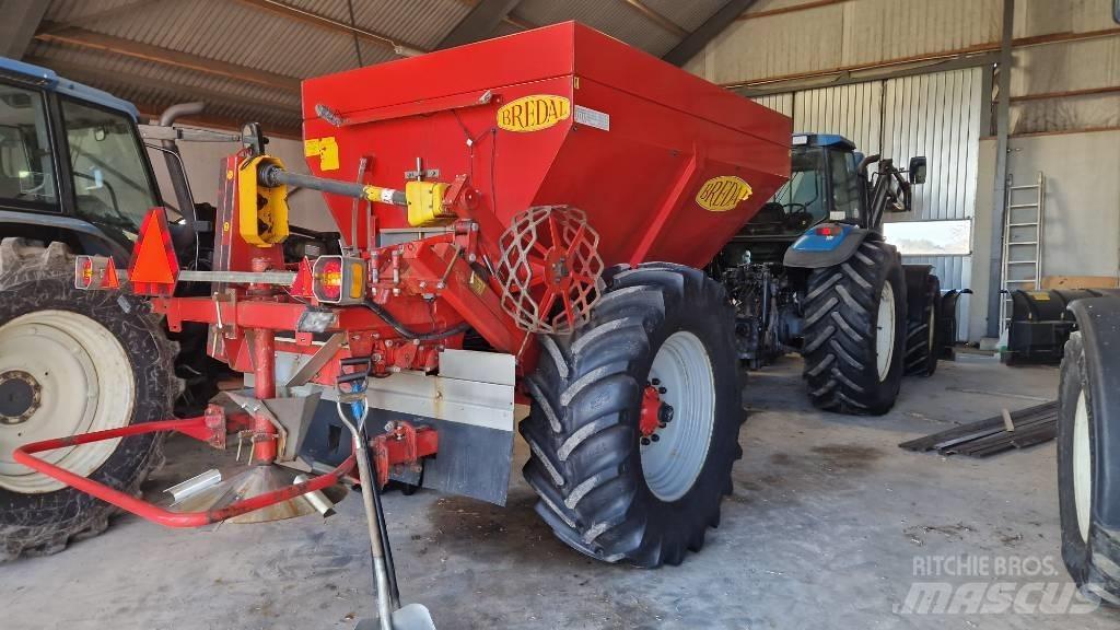 Bredal K 65 معدات فرد المواد المعدنية