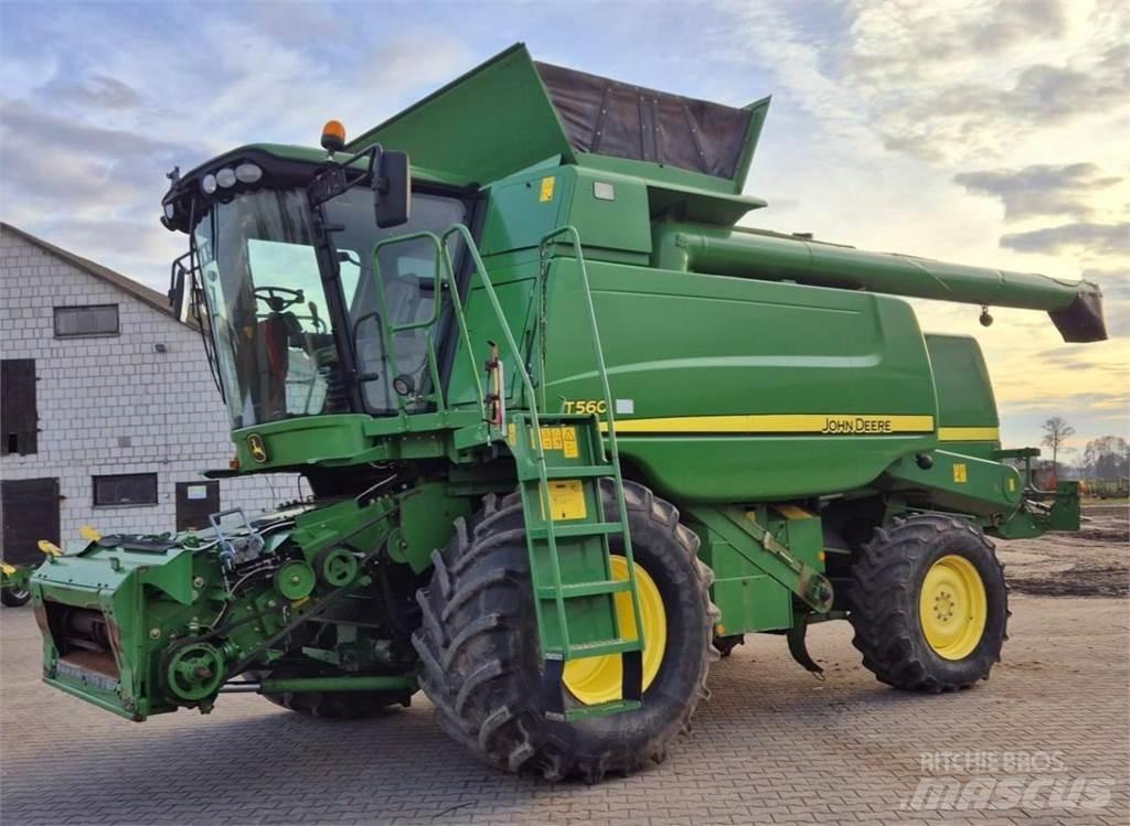 John Deere T560 حصادات