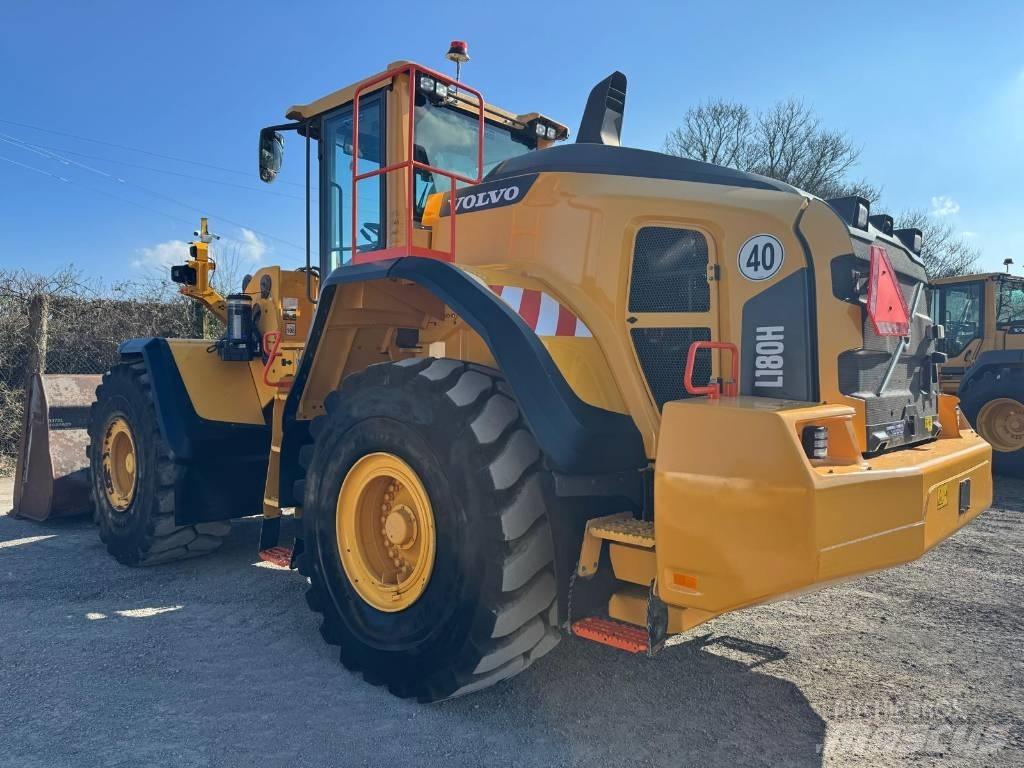 Volvo L 180 H لوادر بعجل