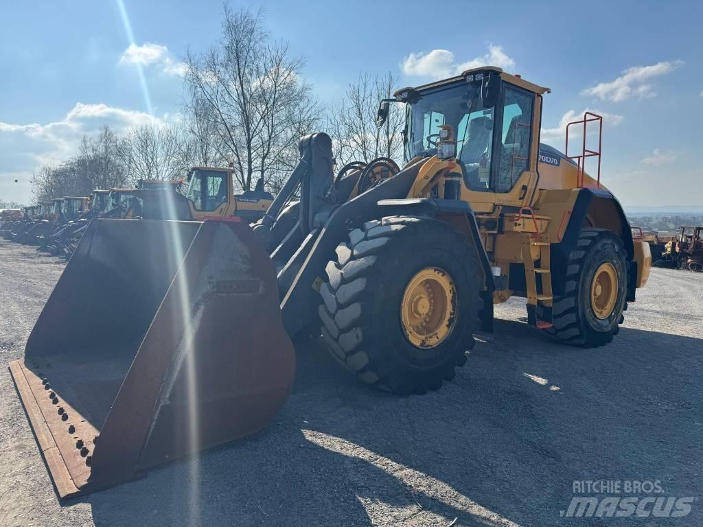 Volvo L 180 H لوادر بعجل