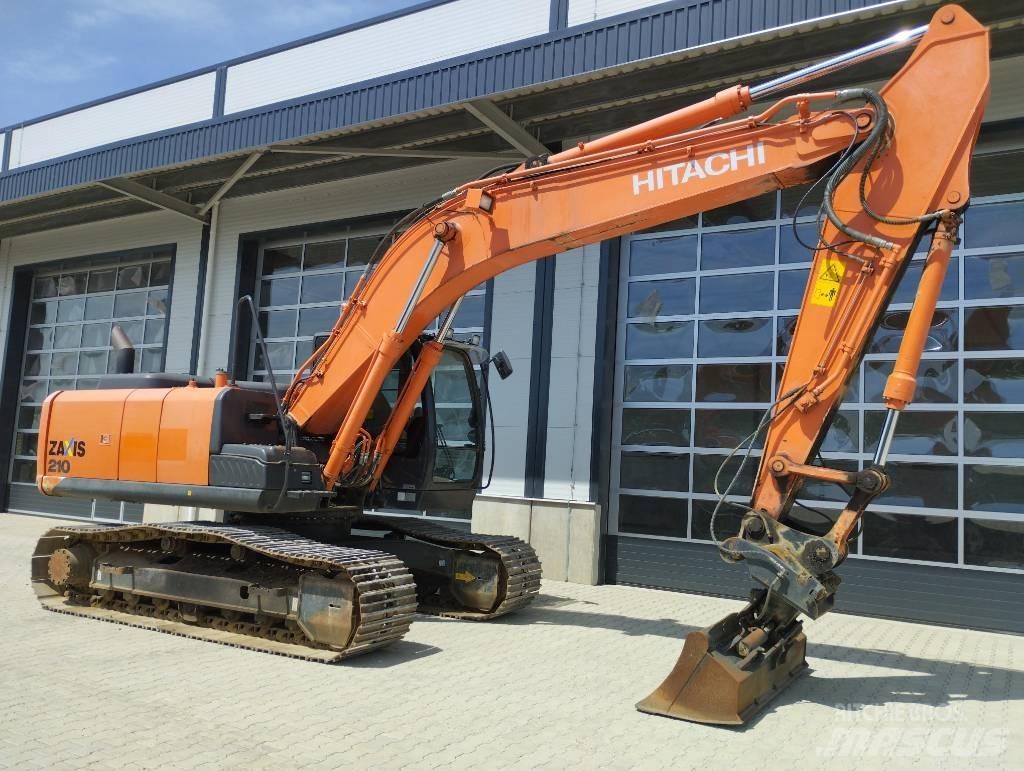 Hitachi ZX 210-5B حفارات زحافة