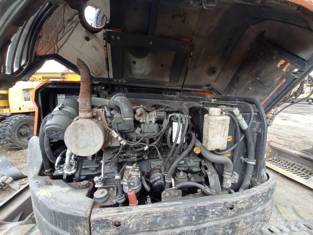 Doosan DX 85 R-3 حفارات وسط 7 طن - 12 طن