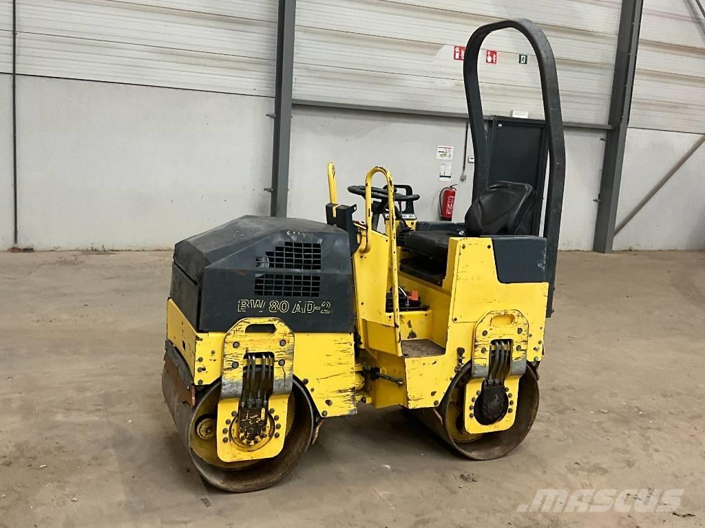 Bomag BW 80 AD-2 مداحل ثنائية الاسطوانة