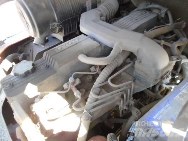 Toyota 7 FDU 45 شاحنات الطرق الوعرة