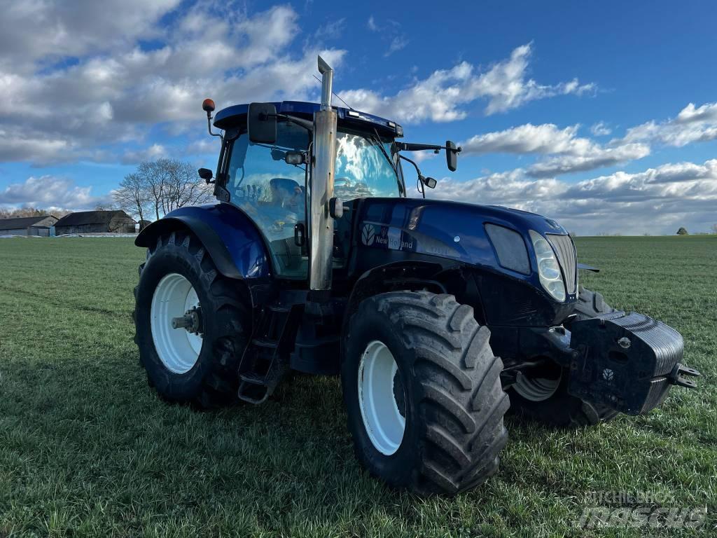 New Holland T 7050 الجرارات