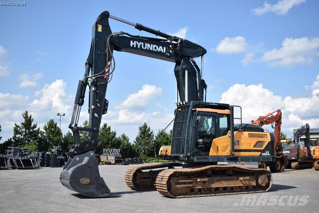 Hyundai HX 300 AL حفارات زحافة