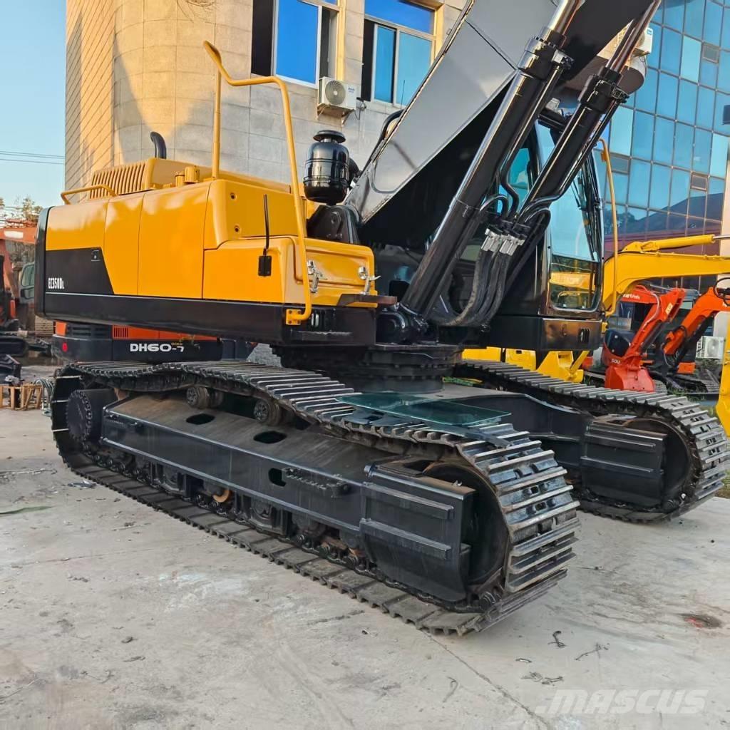 Volvo EC 380 D L حفارات زحافة