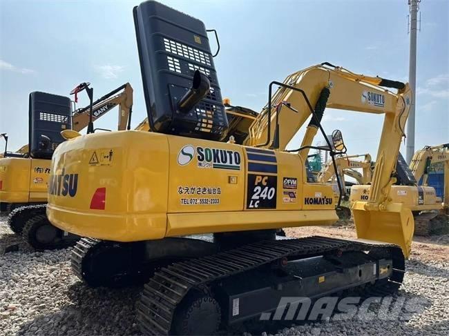Komatsu PC 240 حفارات زحافة
