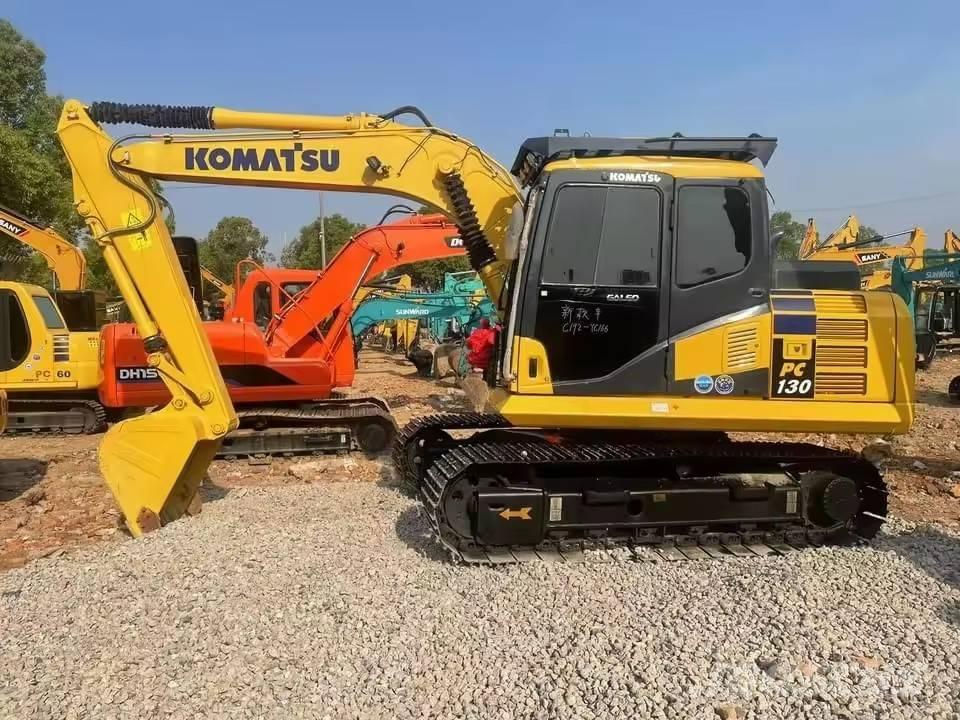 Komatsu PC 130 حفارات وسط 7 طن - 12 طن