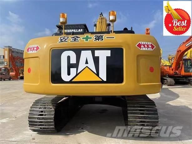CAT 320 D حفارات زحافة