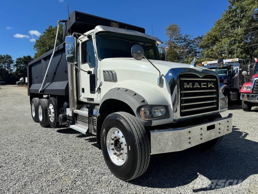 Mack Granite 84FR شاحنات قلابة