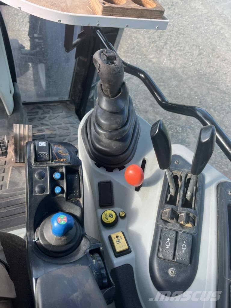 Massey Ferguson 6485 الجرارات
