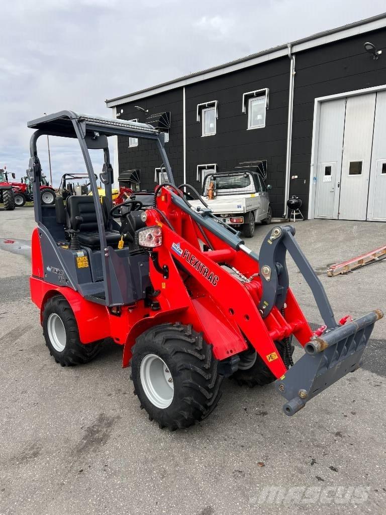 Flexitrac 1126 لوادر متعددة الأغراض