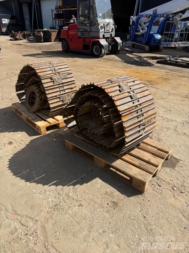 Kubota KX080 حفارات زحافة