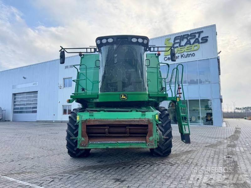 John Deere T 670 حصادات