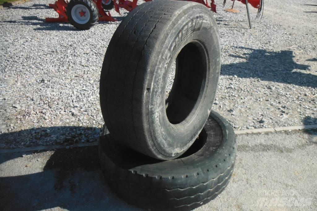 Michelin 385/65R22.5 الإطارات والعجلات والحافات