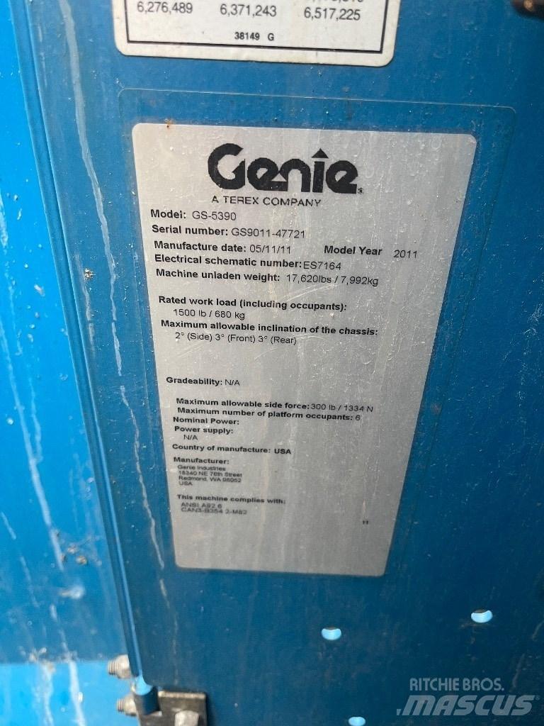 Genie GS 5390 رافعات مقصية الشكل