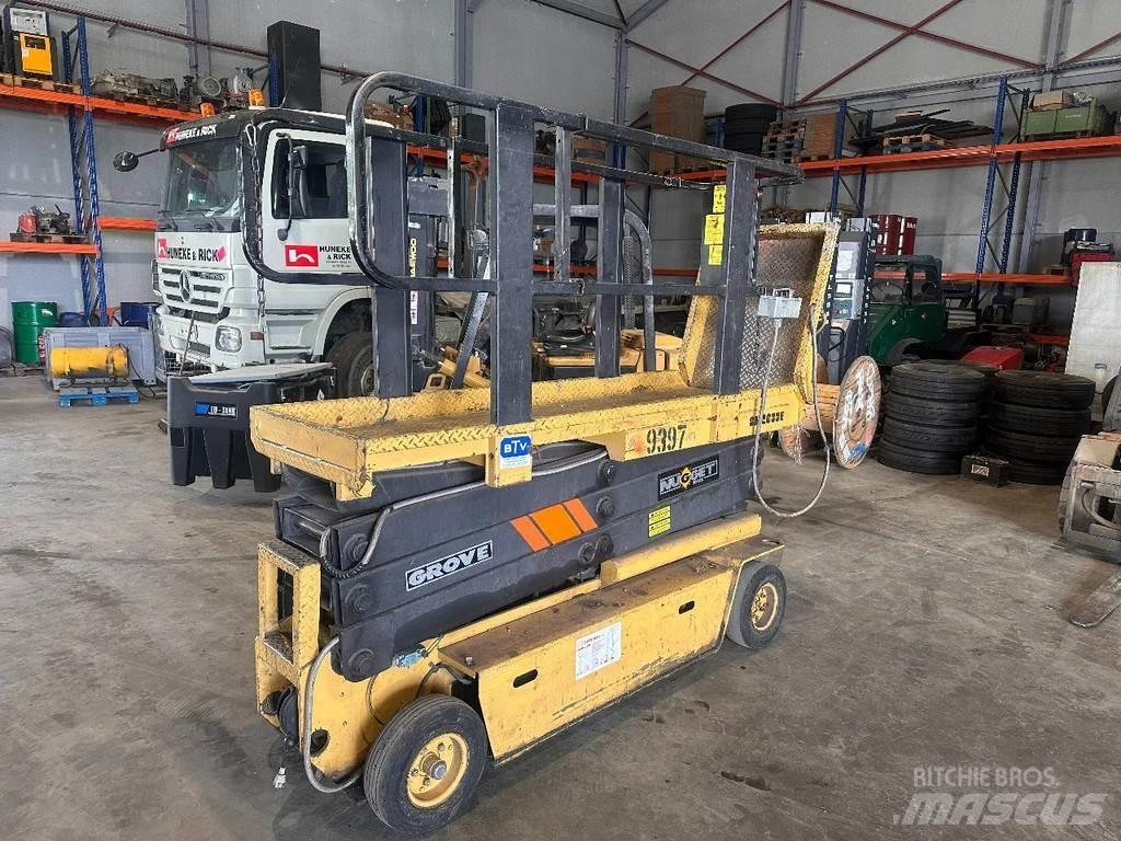 Grove SM2633E رافعات مقصية الشكل