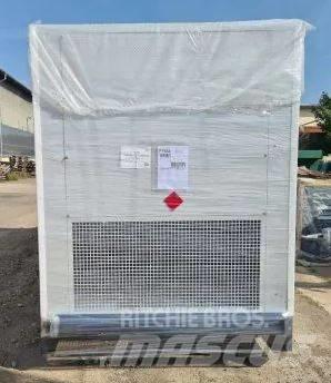 Atlas Copco QIS830 مولدات ديزل