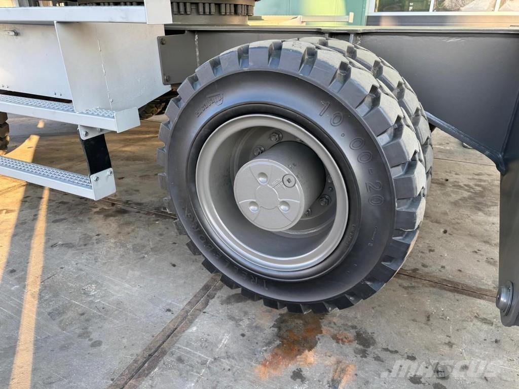 Sennebogen 825M E مناولات المخلفات / مناولات صناعية