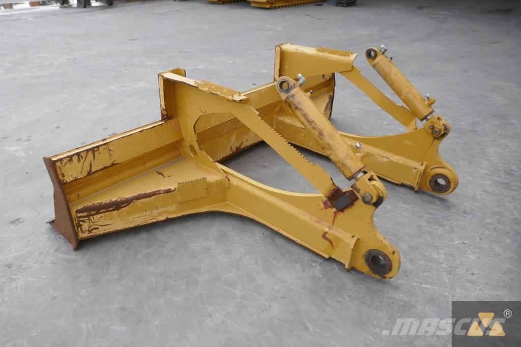 CAT Skidder blade نصول