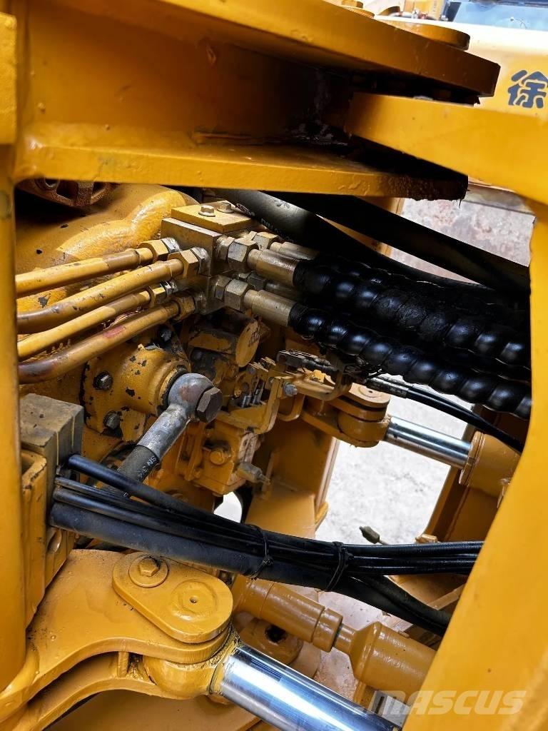 SDLG B860 لوادر ذات جرافات عكسية