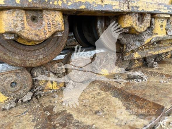 CAT D3 LGP بلدوزرات مجنزرة
