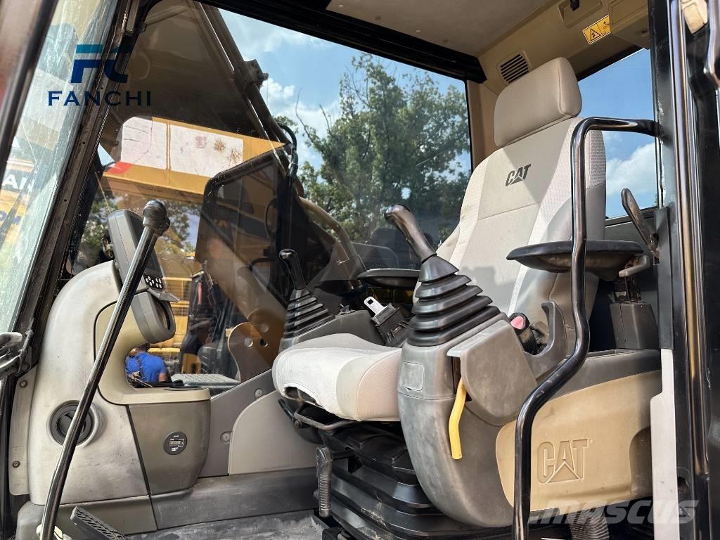 CAT 315 D2GC حفارات زحافة