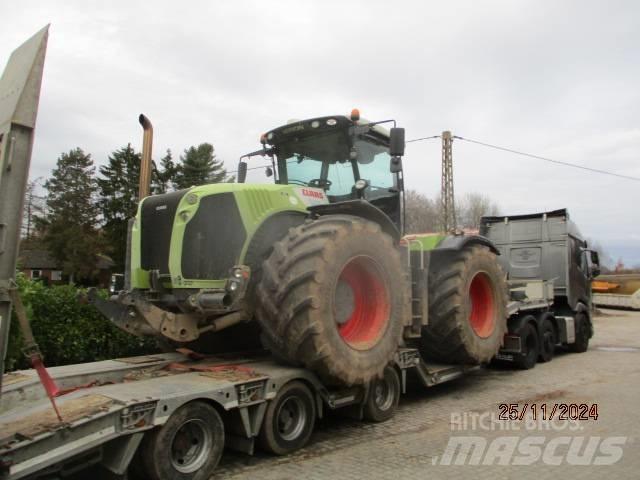 CLAAS Xerion 5000 الجرارات