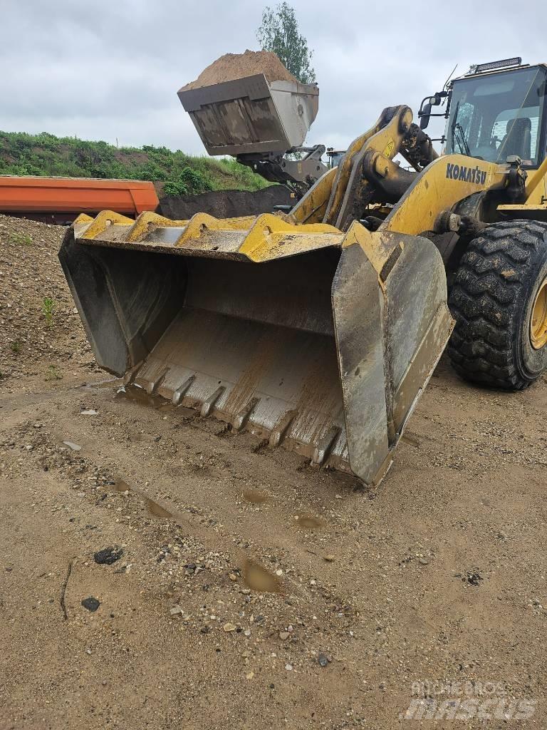 Komatsu WA 470 لوادر بعجل