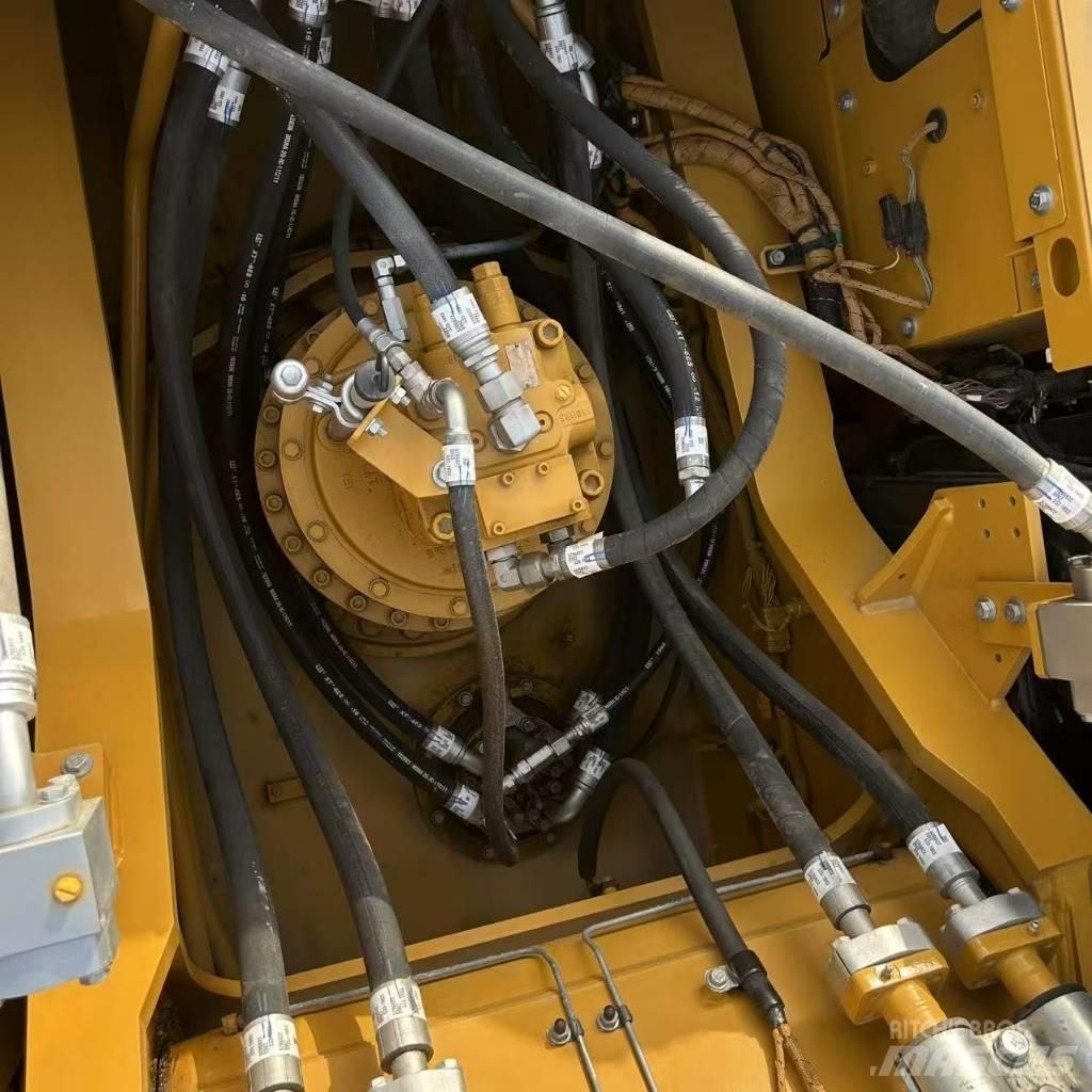 CAT 336GC حفارات زحافة