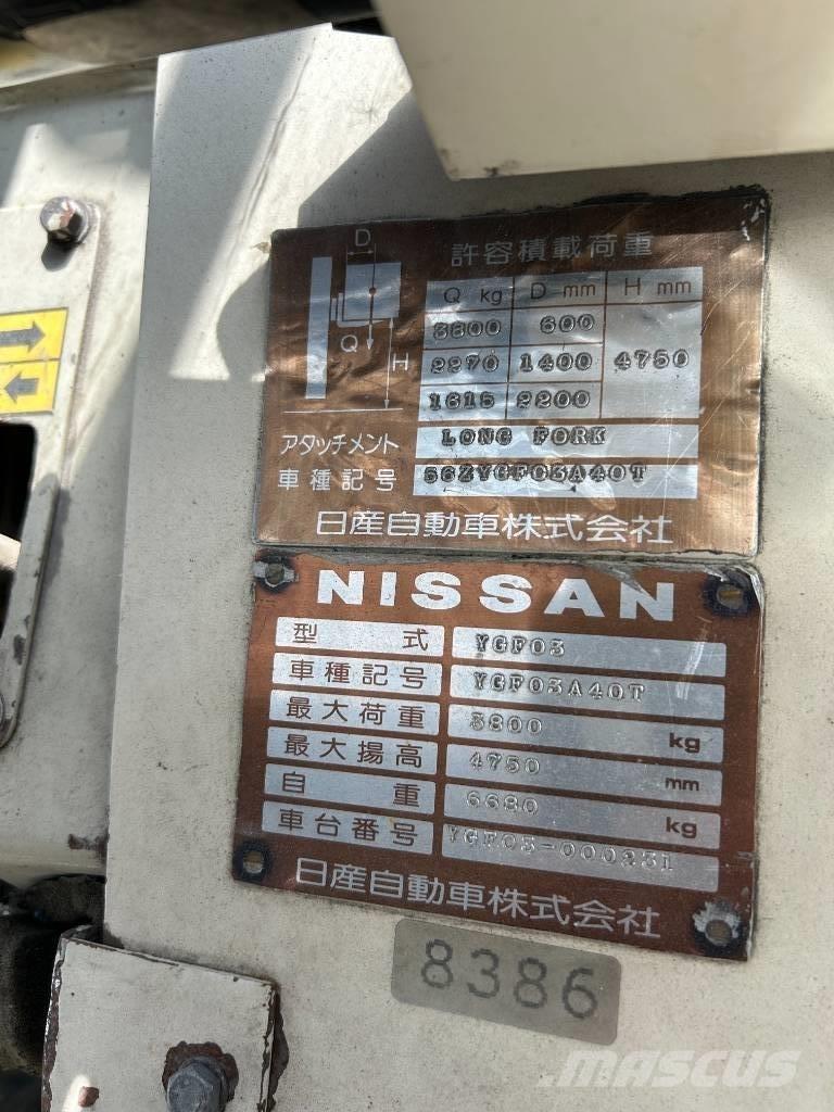 Nissan YGF03 شاحنات الديزل