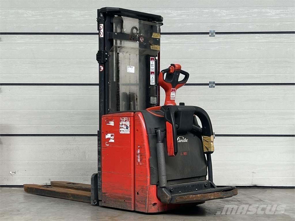 Linde L16AP معدات التكديس الجوالة