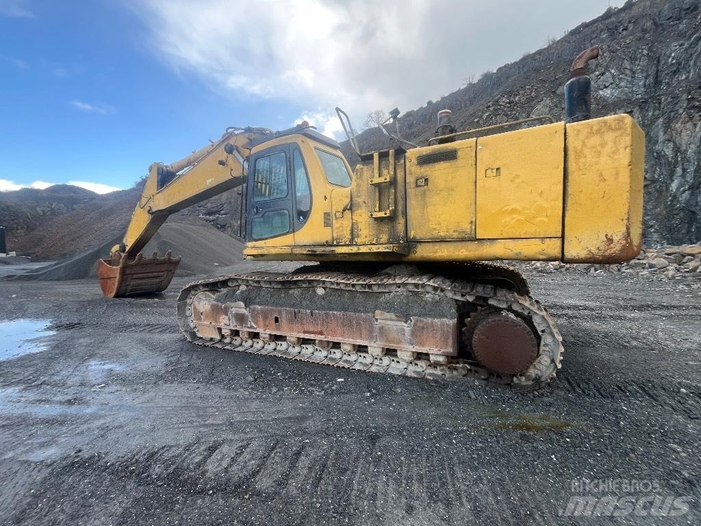 Komatsu Pc600-6 حفارات زحافة