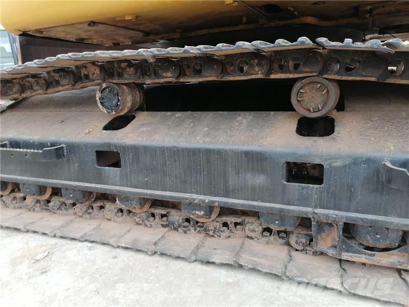 CAT 325DL حفارات زحافة