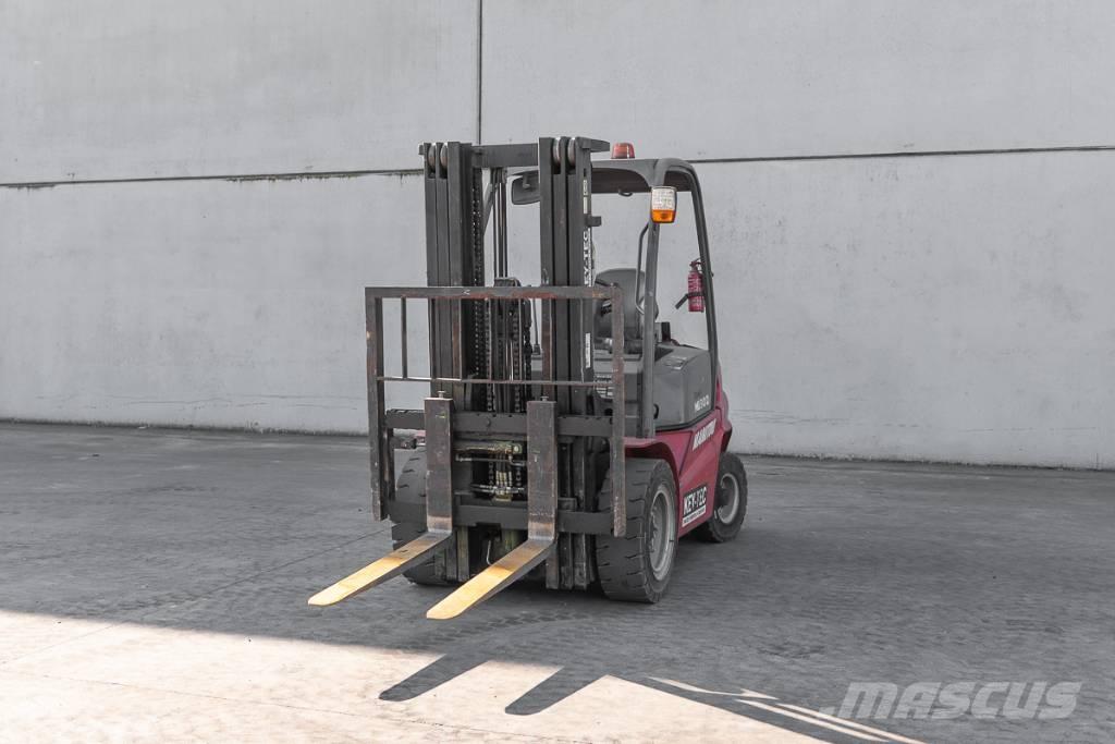 Manitou MI 30 D شاحنات الديزل