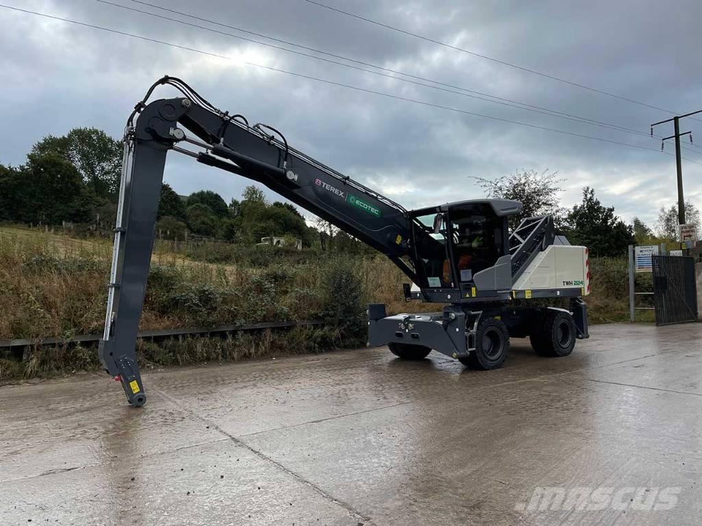 Terex Ecotec TWH224 مناولات المخلفات / مناولات صناعية