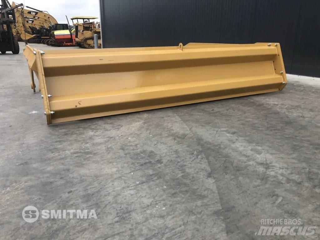 Volvo A40D بوابات خلفية