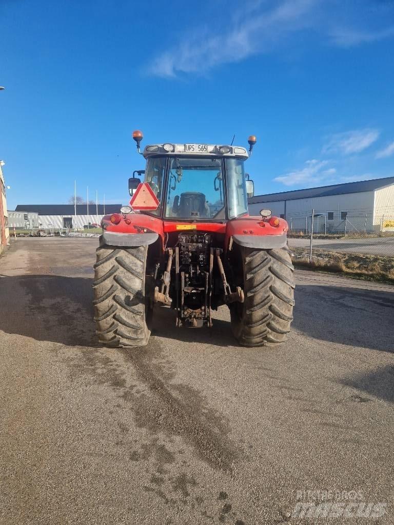 Massey Ferguson 7480 الجرارات