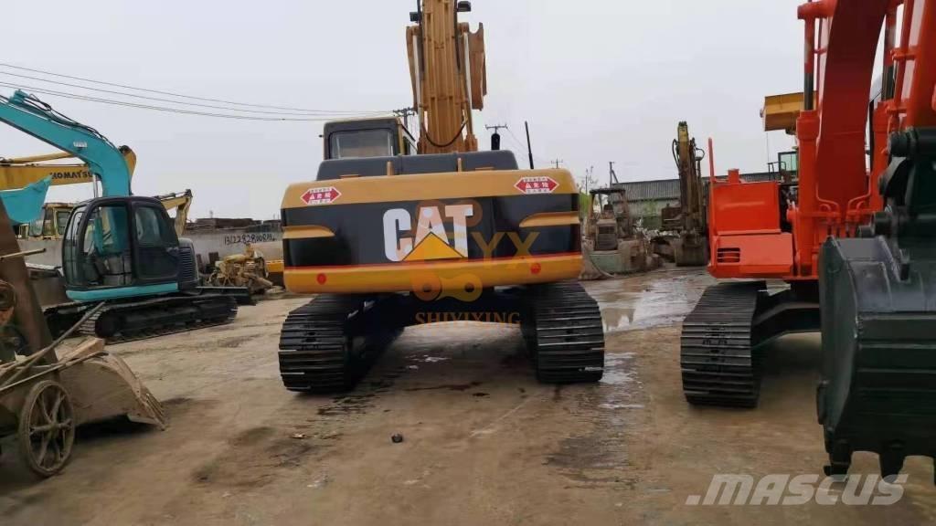 CAT 320 B L حفارات زحافة