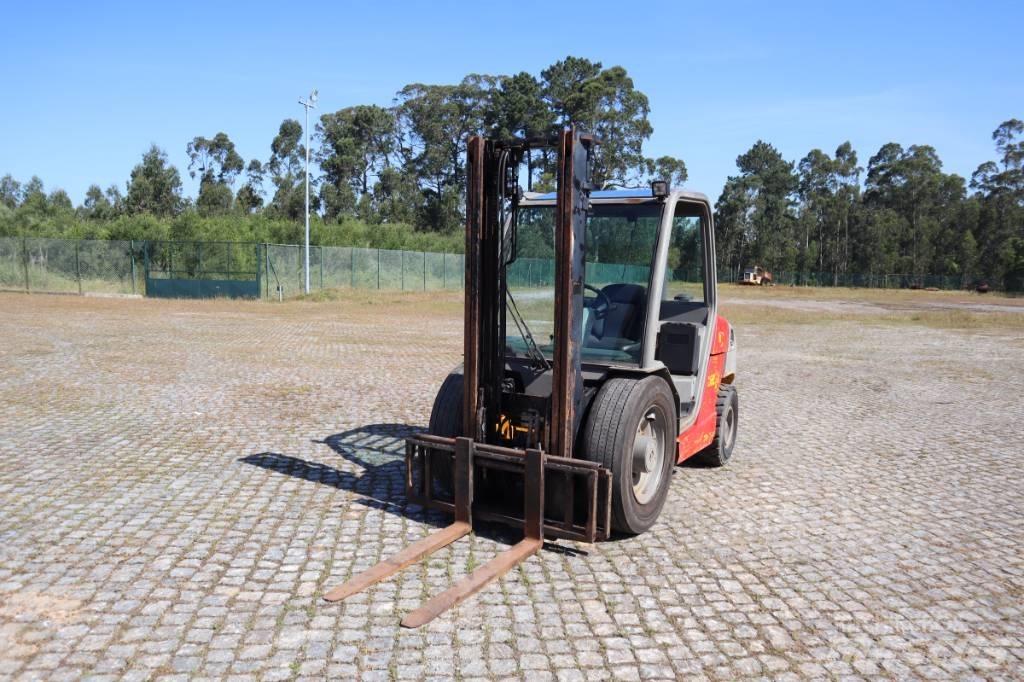 Manitou MSI 25T شاحنات الديزل