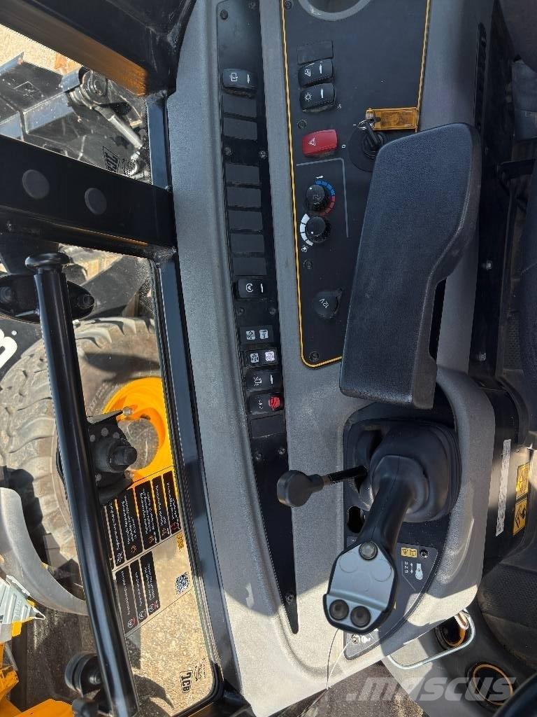JCB 407 لوادر بعجل