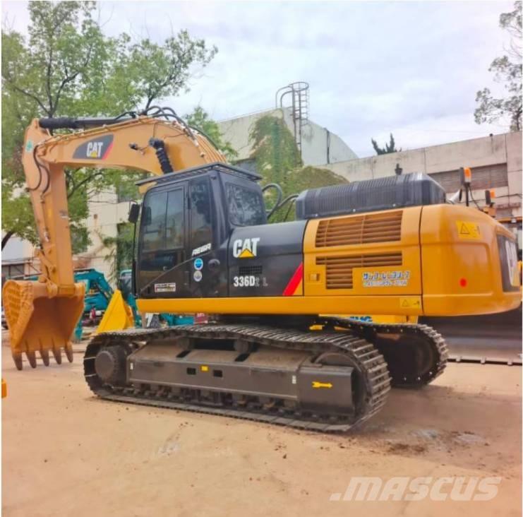 CAT 336 D حفارات زحافة