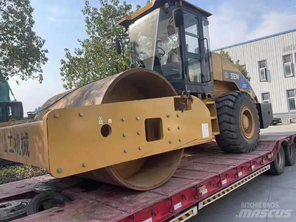 SEM 522 road roller مداحل أحادية الأسطوانة
