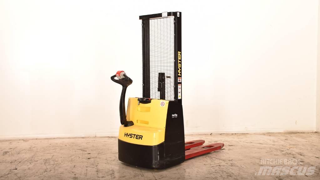 Hyster S 1.0E معدات التكديس الجوالة