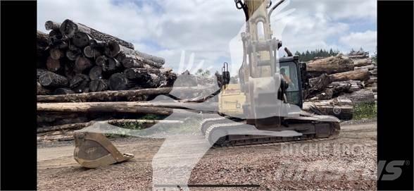 CAT 320C حفارات زحافة